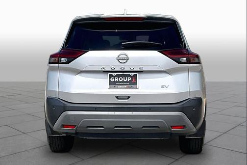 Brilliant Silver Metallic 2023 Nissan Rogue SV