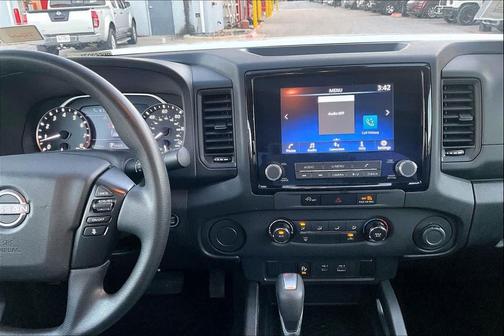 2023 Nissan Frontier S
