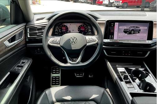 2024 Volkswagen Atlas 2.0T SEL Premium R-Line 4MOTION