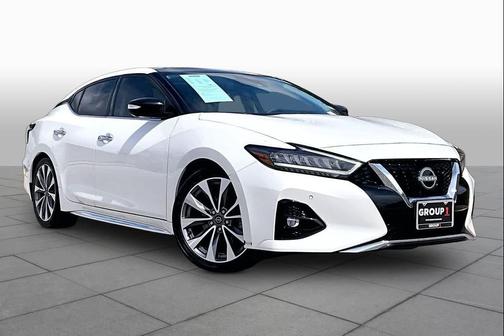 Pearl White Tricoat 2023 Nissan Maxima 3.5 Platinum