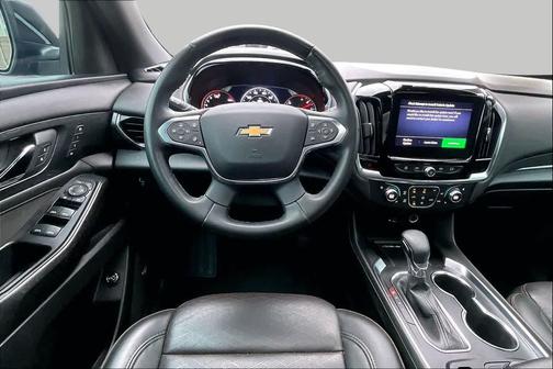 Mosaic Black Metallic 2023 Chevrolet Traverse High Country