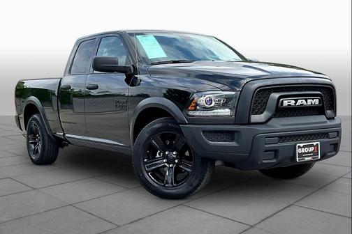 Diamond Black Crystal Pearlcoat 2023 RAM 1500 Classic Warlock Quad Cab 4x2 6'4' Box
