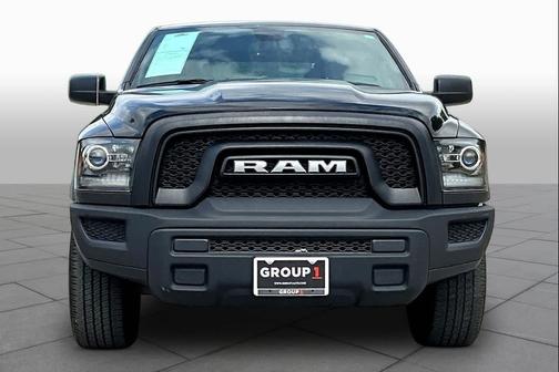 Diamond Black Crystal Pearlcoat 2023 RAM 1500 Classic Warlock Quad Cab 4x2 6'4' Box