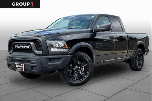 Diamond Black Crystal Pearlcoat 2023 RAM 1500 Classic Warlock Quad Cab 4x2 6'4' Box