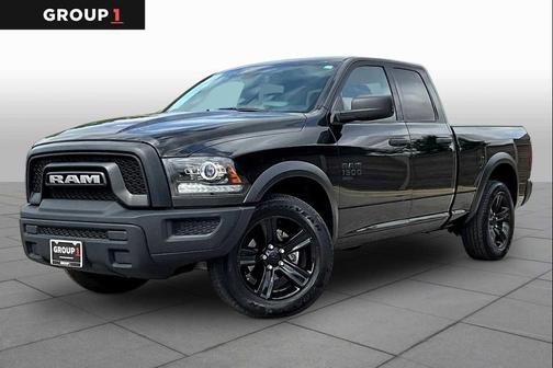 Diamond Black Crystal Pearlcoat 2023 RAM 1500 Classic Warlock Quad Cab 4x2 6'4' Box