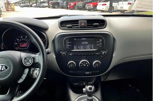 2017 Kia Soul Base