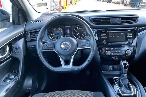 2018 Nissan Rogue Sport SV