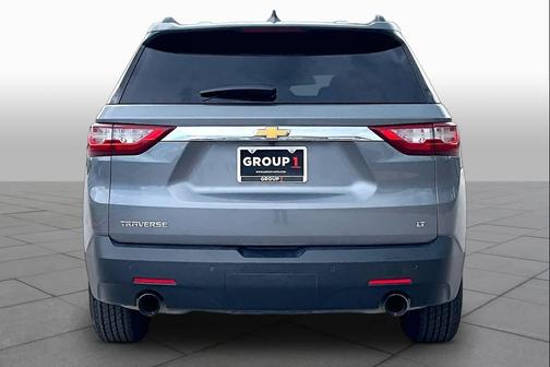 Satin Steel Metallic 2019 Chevrolet Traverse LT Cloth