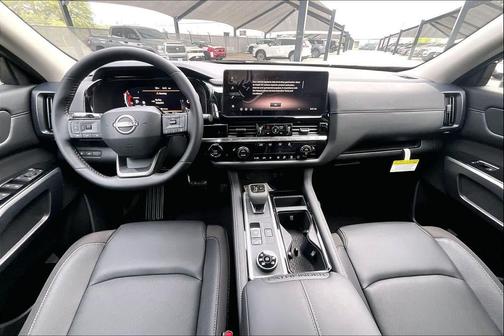 Super Black 2026 Nissan Pathfinder SL