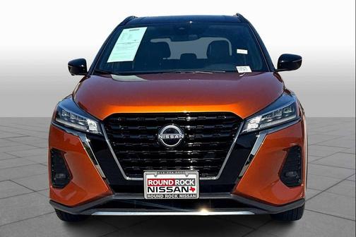 2023 Nissan Kicks SR