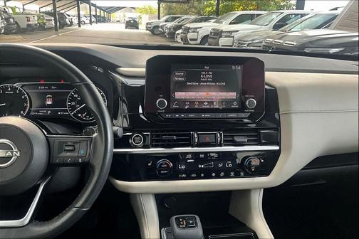 2022 Nissan Pathfinder SV 2WD