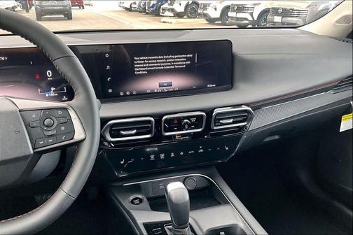 Bluestone Pearl/Super Black 2026 Nissan Sentra SR