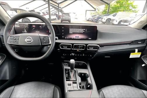 Bluestone Pearl/Super Black 2026 Nissan Sentra SR