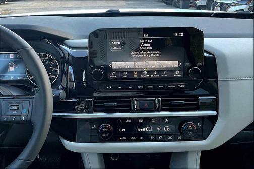 2025 Nissan Pathfinder SL 4WD