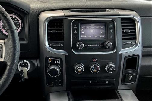 2023 RAM 1500 Classic Warlock Crew Cab 4x4 5'7' Box