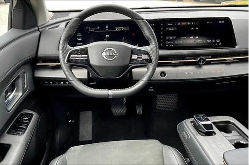 2024 Nissan ARIYA ENGAGE