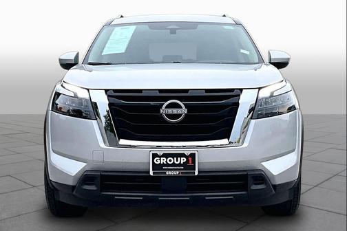 Brilliant Silver Metallic 2025 Nissan Pathfinder SV FWD