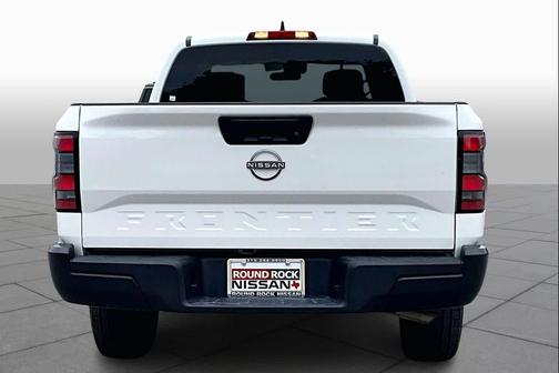 2023 Nissan Frontier S