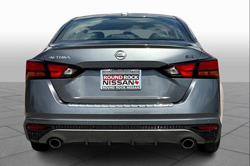 2022 Nissan Altima SR FWD