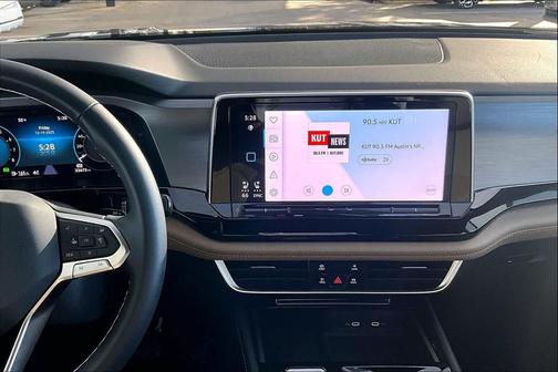 2024 Volkswagen Atlas Cross Sport 2.0T SE w/Technology 4MOTION