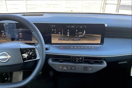 2026 Nissan Leaf PLATINUM+