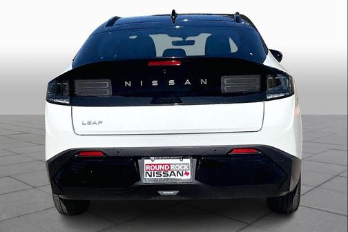 2026 Nissan Leaf PLATINUM+