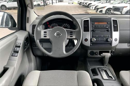 2012 Nissan Frontier SV