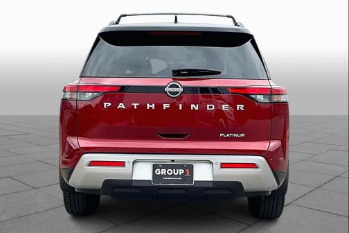 2023 Nissan Pathfinder Platinum FWD