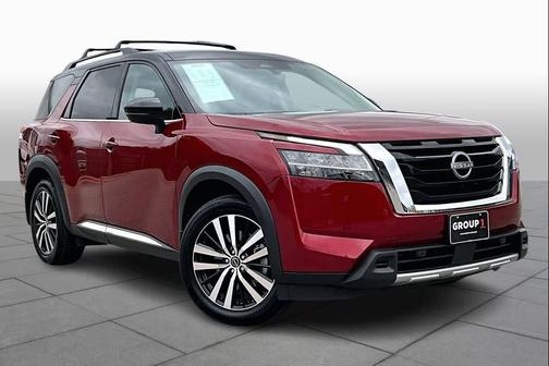 2023 Nissan Pathfinder Platinum FWD