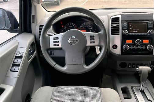 2015 Nissan Frontier SV