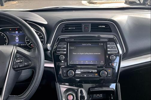 2023 Nissan Maxima SV