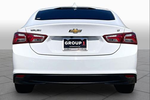 Summit White 2021 Chevrolet Malibu FWD LT