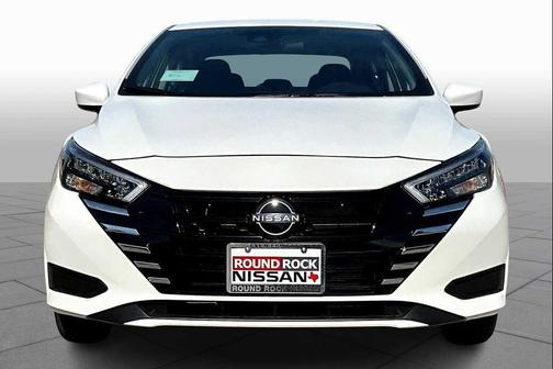 Aspen White Tricoat 2025 Nissan Versa 1.6 SV