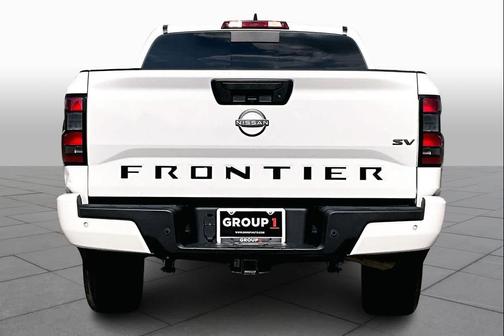 Glacier White 2023 Nissan Frontier SV