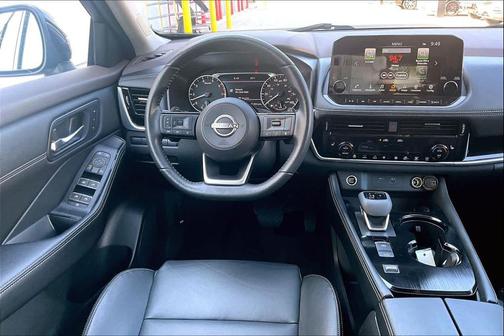 Caspian Blue Metallic/Super Black 2023 Nissan Rogue SL