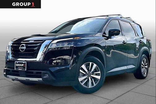 Super Black 2023 Nissan Pathfinder SL 4WD