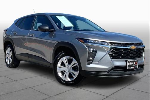 Sterling Gray Metallic 2025 Chevrolet Trax LS