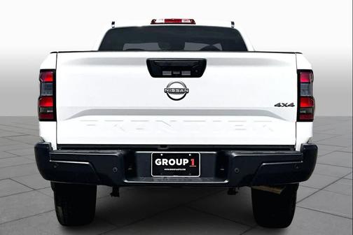 2025 Nissan Frontier S