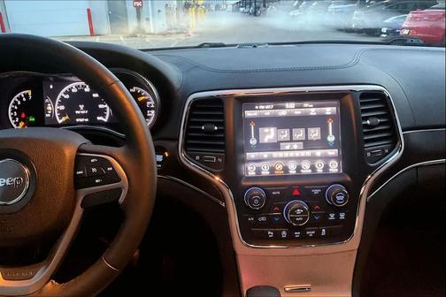 2018 Jeep Grand Cherokee Sterling Edition