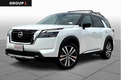 2025 Nissan Pathfinder Platinum FWD