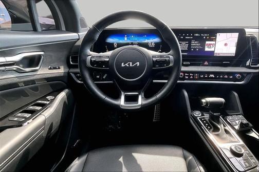 Glacial White Pearl 2025 Kia Sportage S