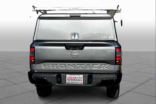 2022 Nissan Frontier S