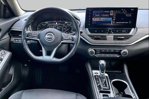 Pearl White Tricoat 2024 Nissan Altima 2.5 SV