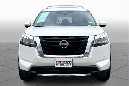2023 Nissan Pathfinder SL FWD