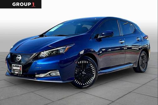 Deep Blue Pearl 2025 Nissan Leaf SV PLUS