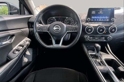 Gun Metallic 2024 Nissan Sentra SV