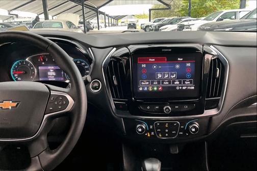 2022 Chevrolet Traverse LT Leather