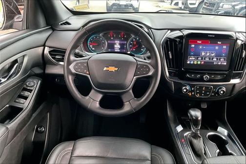 2022 Chevrolet Traverse LT Leather