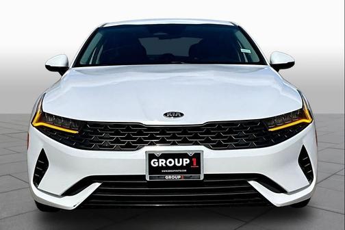 Glacial White Pearl 2021 Kia K5 LXS