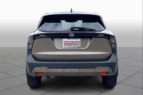 2025 Nissan Kicks SV